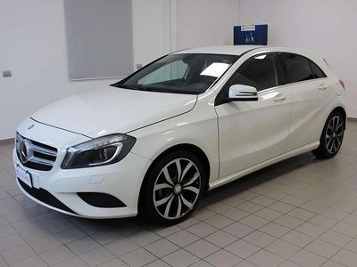 Usata Mercedes A180 109 CV (80 kW) 2013 Bianco Berlina