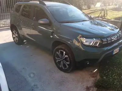 Usata Dacia Duster Journey 101 CV (74 kW) 2023 SUV