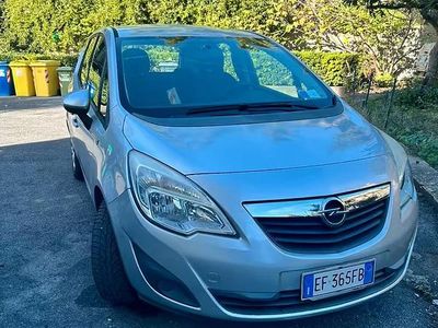 Occasion Opel Meriva Cosmo 120 ch (88 kW) 2011 Argent Monospace