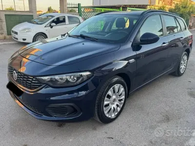 Usata Fiat Tipo Lounge 95 CV (69 kW) 2019 Blu Station wagon