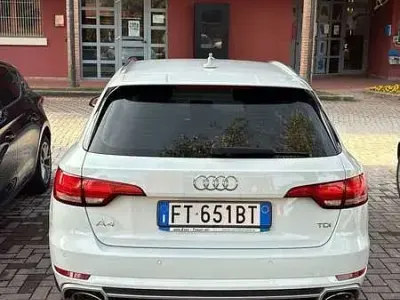 Usata Audi A4 Business 190 CV (139 kW) 2017 Station wagon