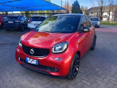 Usata Smart ForFour Passion 71 CV (52 kW) 2017 Vari colori Utilitaria