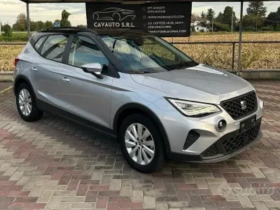 Usata Seat Arona Style 110 CV (80 kW) 2022 Grigio SUV
