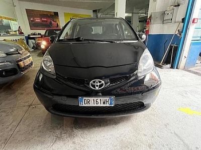 Usata Toyota Aygo 68 CV (50 kW) 2008 Nero Utilitaria