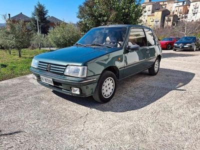 Usata Peugeot 205 Roland Garros 80 CV (58 kW) 1990 Verde Coupé