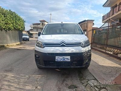 Usata Citroën Berlingo 101 CV (74 kW) 2021 Bianco Monovolume