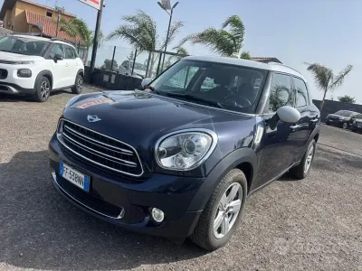 Usata Mini Park Lane Countryman 111 CV (81 kW) 2016 Bluazzurro SUV