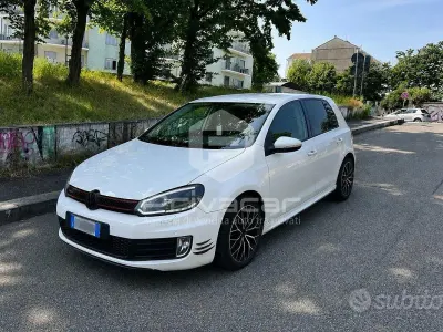 Usata VW Golf VI Highline 160 CV (117 kW) 2010 Bianco Utilitaria