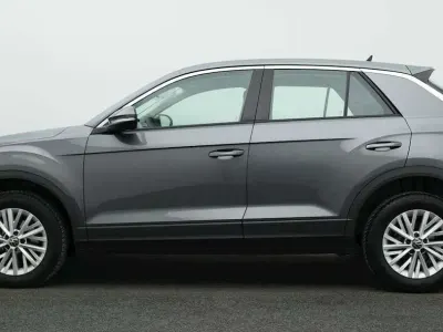 Usata VW T-Roc Life 116 CV (85 kW) 2024 Grigio SUV