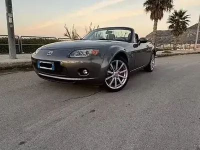 Usata Mazda MX5 Edition 160 CV (117 kW) 2006 Grigio Cabrio