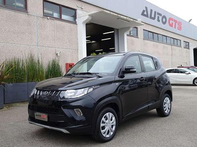 Usata Mahindra KUV100 87 CV (63 kW) 2020 Nero SUV