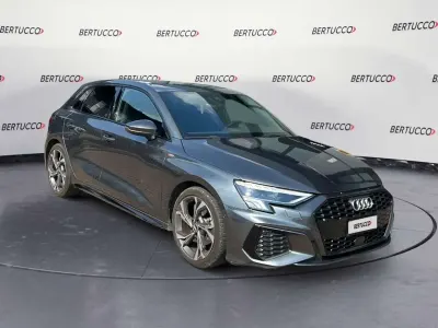 Usata Audi A3 S-Line 150 CV (110 kW) 2021 Grigio Berlina