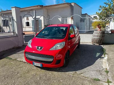 Usata Peugeot 107 2010 Rosso Utilitaria