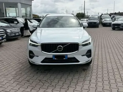 Usata Volvo XC60 Business Edition 197 CV (144 kW) 2022 Bianco SUV
