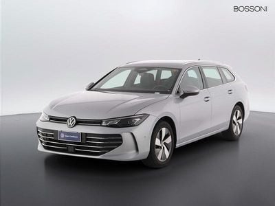 Usata VW Passat Business 150 CV (110 kW) 2024 Grigio Station wagon