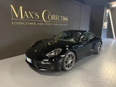 Usata Porsche 718 Cayman 300 CV (220 kW) 2017 Nero Coupé