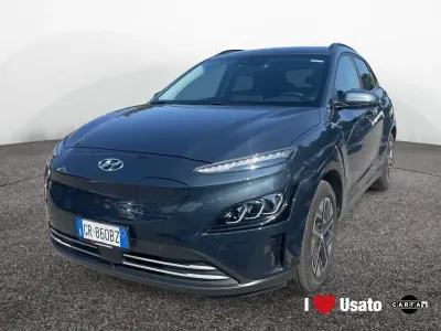 Usata Hyundai Kona 100 kW (136 CV) 2023 Grigio scuro SUV