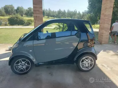 Usata Smart ForTwo Coupé 54 CV (39 kW) 2001 Grigio Coupé