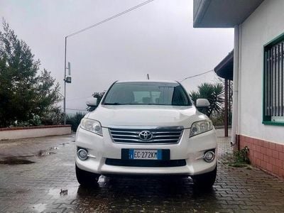 Usata Toyota RAV4 150 CV (110 kW) 2010 Bianco SUV