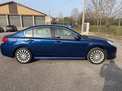 Usado Subaru Legacy 150 CV (110 kW) 2011 Azul Berlina