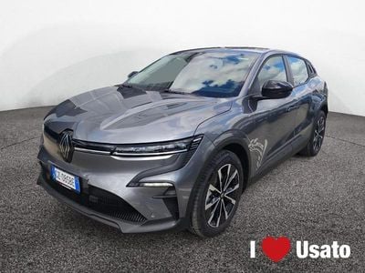 Grigio Nuova 2025 Renault Megane E-Tech Evolution Utilitaria | 32.000 € (Buon prezzo)