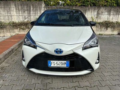 usata Toyota Yaris Hybrid 