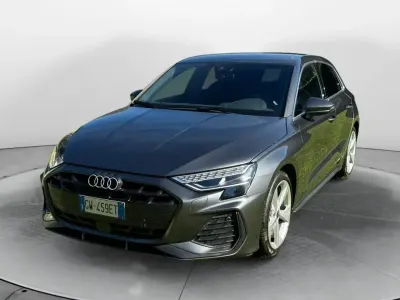 Gebraucht Audi A3 S-Line 150 PS (110 kW) 2024 Grau Limousine