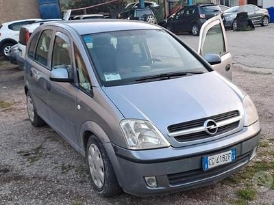 Usata Opel Meriva 2004 Grigio Monovolume