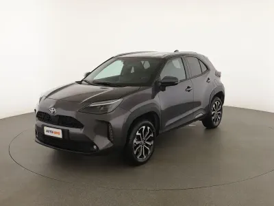 Usata Toyota Yaris Trend 116 CV (85 kW) 2022 Grigio Utilitaria