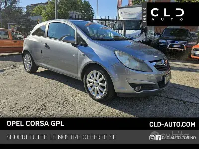 Usata Opel Corsa Edition 80 CV (58 kW) 2010 Grigio Utilitaria