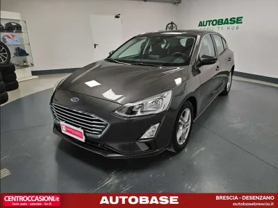 Käytetty Ford Focus 101 HP (74 kW) 2019 Harmaa Sedan