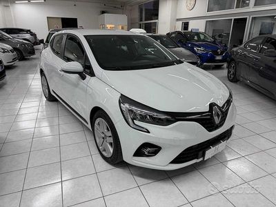 Occasion Renault Clio V Business 101 ch (74 kW) 2022 Blanc Berline
