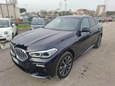 Usata BMW X6 M Sport 333 CV (244 kW) 2021 Blu SUV