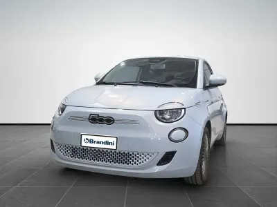 Usata Fiat 500e Icon 86 kW (118 CV) 2022 Blu