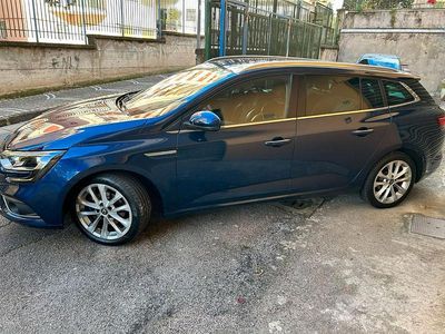Usata Renault Mégane GrandTour Intens 110 CV (80 kW) 2018 Blu Station wagon