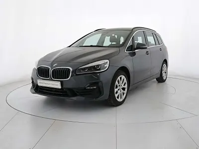 Usata BMW 220 Gran Tourer Advantage 190 CV (139 kW) 2021 Mineral grey Monovolume
