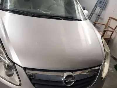 Usata Opel Corsa Enjoy 80 CV (58 kW) 2006 Utilitaria