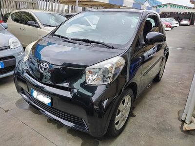 usata Toyota iQ 1.0 Sol