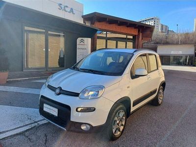 Gebraucht Fiat Panda 4x4 S 75 PS (55 kW) 2014 Weiß Kleinwagen