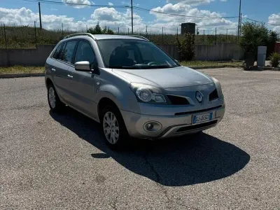 Begagnad Renault Koleos Dynamique 150 HK (110 kW) 2008 Grå SUV
