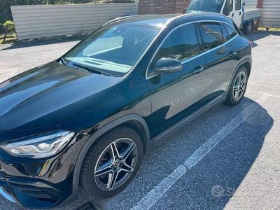 Usata Mercedes GLA200 150 CV (110 kW) 2022 Nero SUV