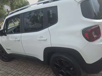 Usata Jeep Renegade Limited 120 CV (88 kW) 2016 SUV