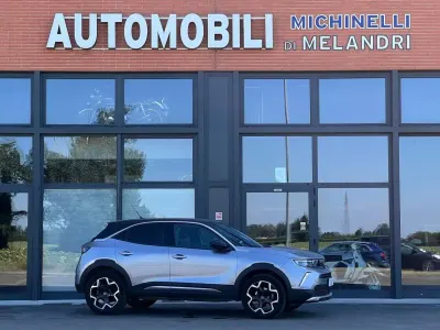 Usata Opel Mokka 131 CV (96 kW) 2022 Argento SUV