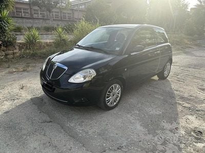 Gebraucht Lancia Ypsilon 65 PS (47 kW) 2008 Schwarz Kleinwagen