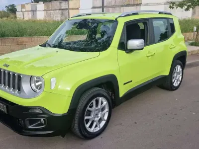 Begagnad Jeep Renegade Limited 120 HK (88 kW) 2018 Grön SUV