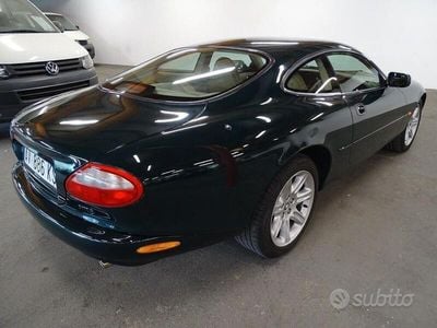 Jaguar XK8