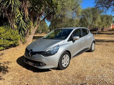 Usata Renault Clio IV 75 CV (55 kW) 2013 Grigio Utilitaria