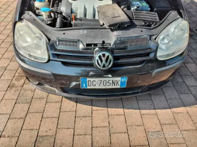 Usata VW Golf V 105 CV (77 kW) 2007 Nero Berlina