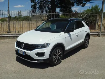 Usata VW T-Roc Style 116 CV (85 kW) 2020 Bianco SUV