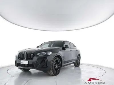 Usata BMW X4 340 CV (250 kW) 2023 Nero SUV
